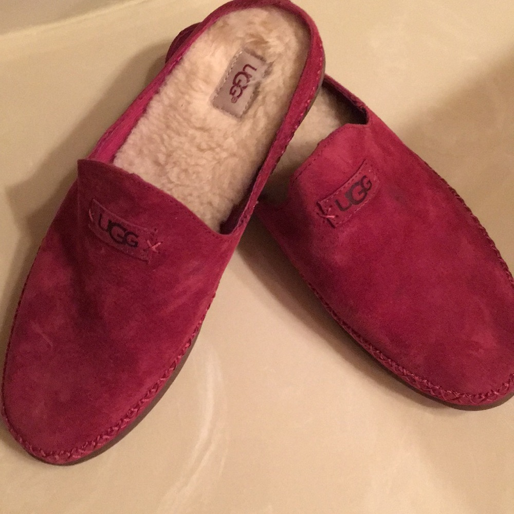 Ugg slipper moccasins